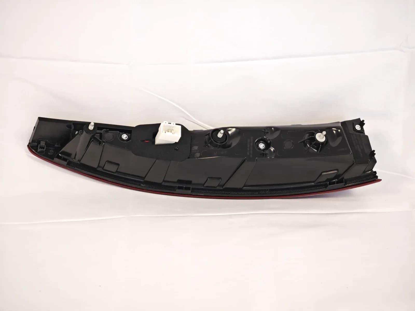 Hongqi E-QM5 tail light, trunk lid side, left