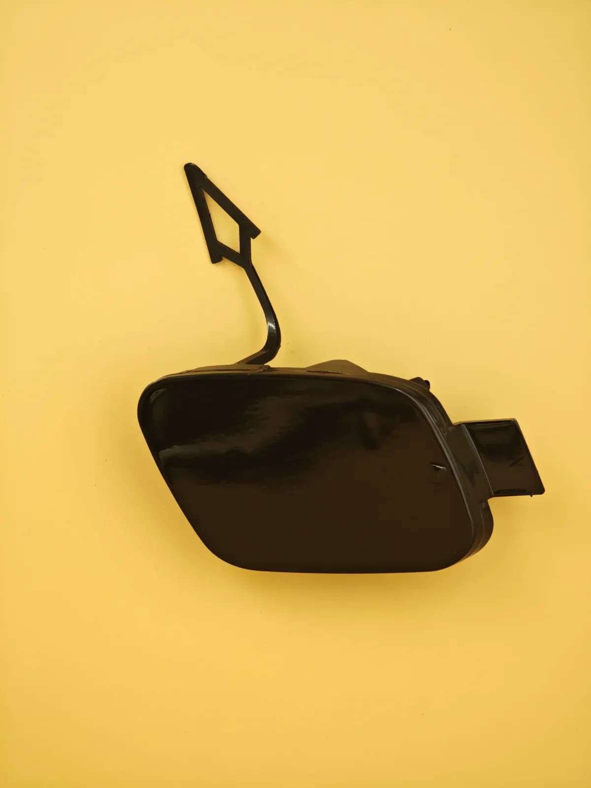 Hongqi E-QM5 tow hook cover, unpainted