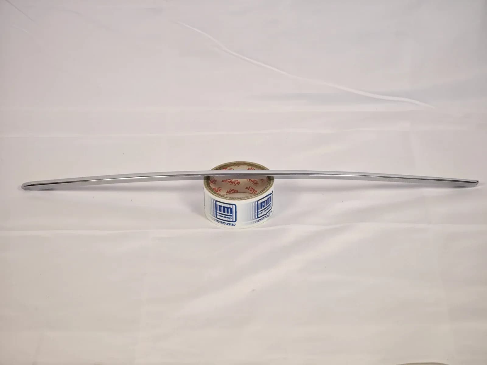 Hongqi E-QM5 rear bumper chrome trim, left