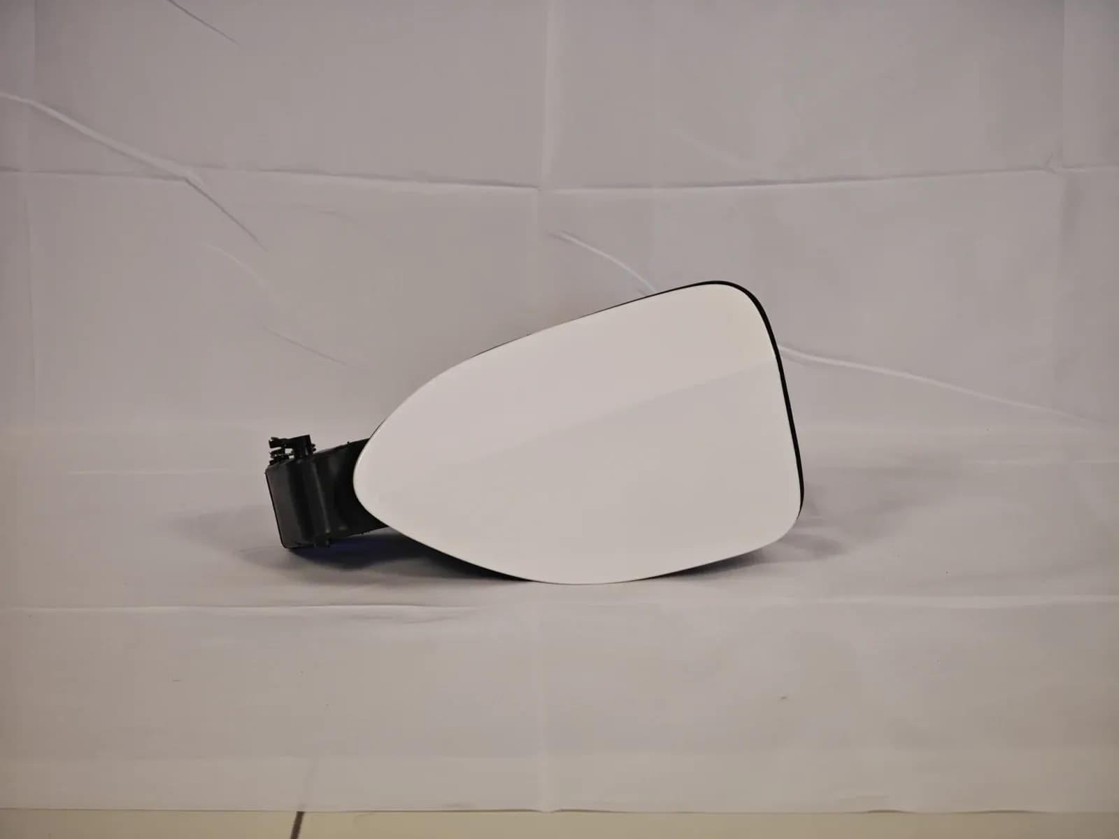 Hongqi E-QM5 door mirror assembly, white, right